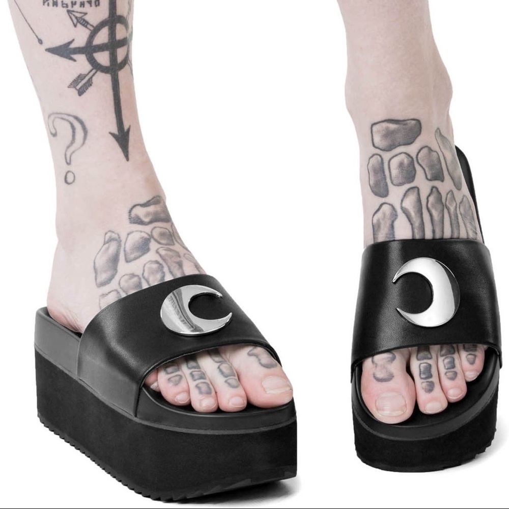 Killstar Dark Moon Slides BNWOT